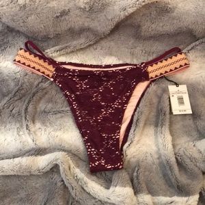 Cheeky style binkin bottoms. Never worn!